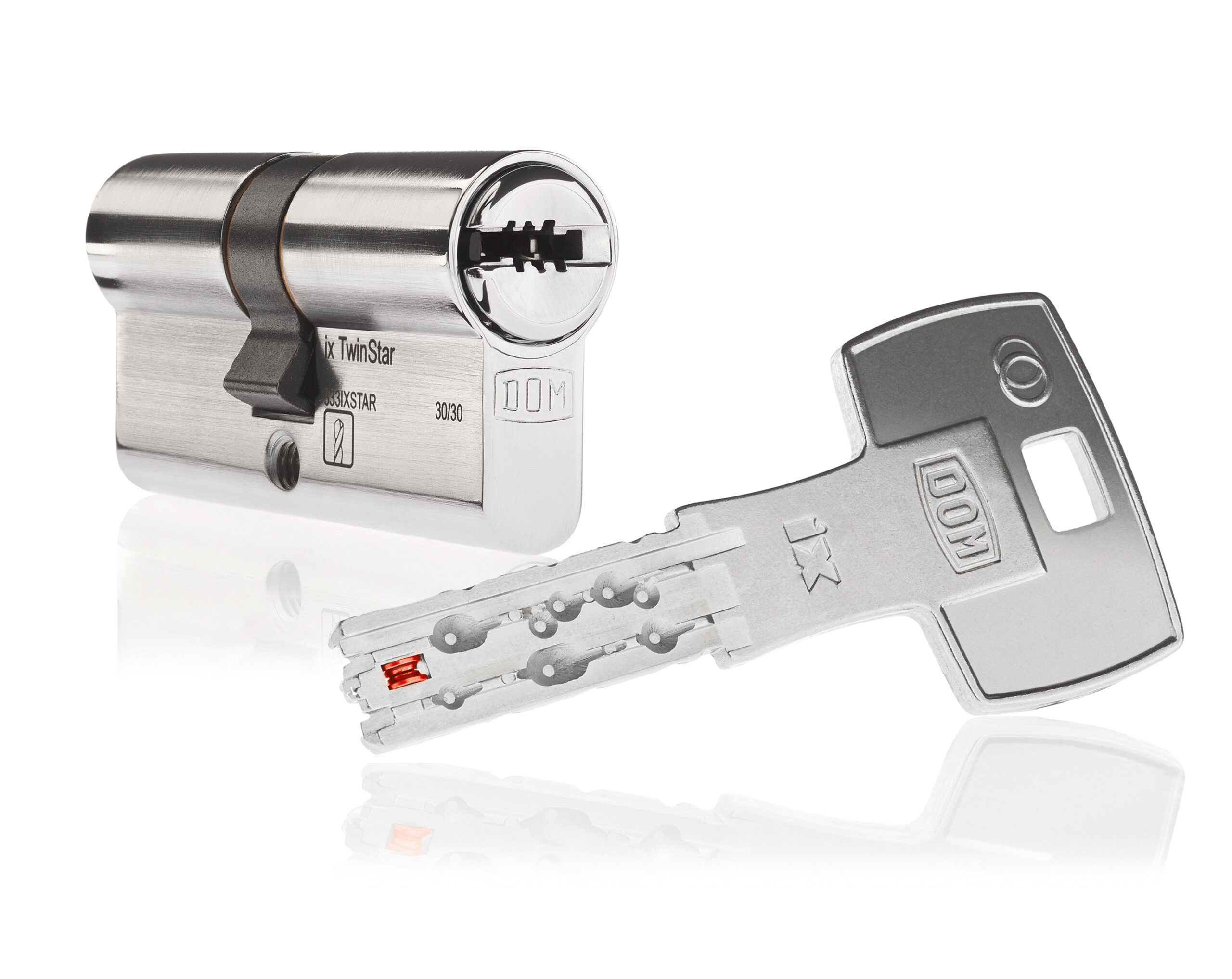 Cylindre DOM ix TwinStar® de DOM-Metalux : une clé à 2 éléments mobiles, la garantie d'une double sécurité
