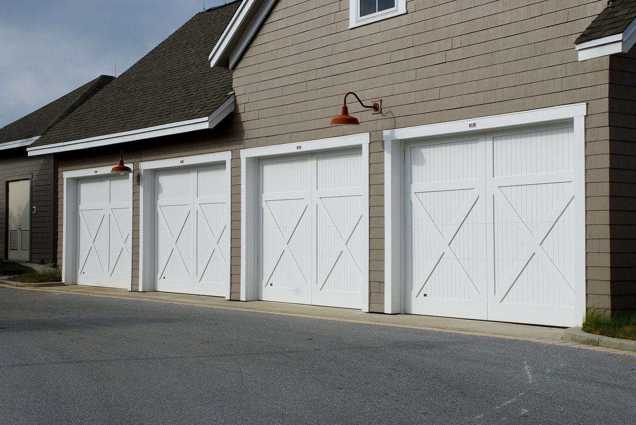 Quelle porte de garage mettre à votre domicile ?