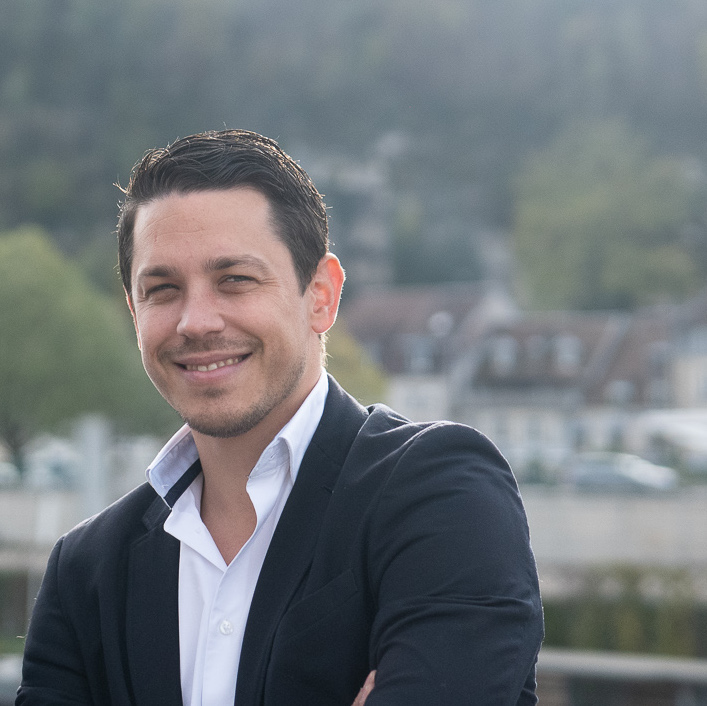 Sébastien Cooper associé en charge du développement national du cabinet d'achat immobilier Vous Vendez Nous Achetons