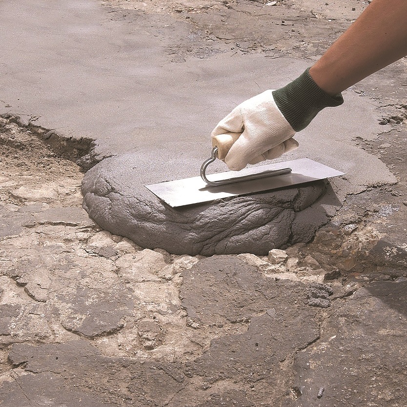 Résine de réparation pour surfaces endommagées+fibre de verre en